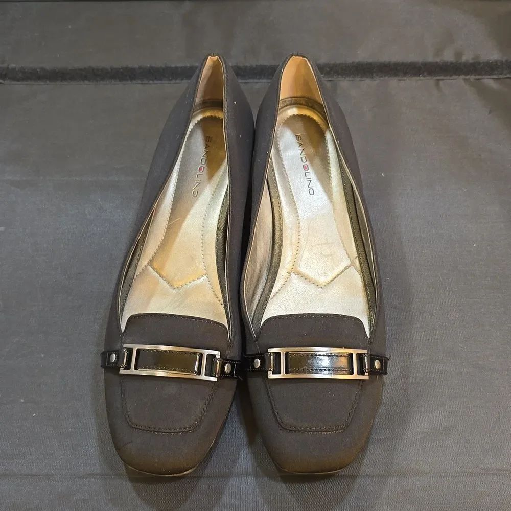 BANDOLINO SLIP-ON WOMEN"S LOW WEDGE FLAT SHOE